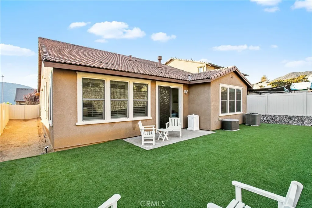 https://cdn.realtyfeed.com/cdn/127/306583246/178ad3bf1f71638ed43e6fc81260a438.webp