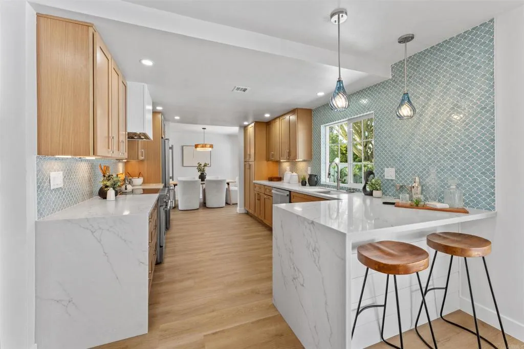 https://cdn.realtyfeed.com/cdn/127/306583255/4ec5beb6423b629dbecb9b879c288cad.webp