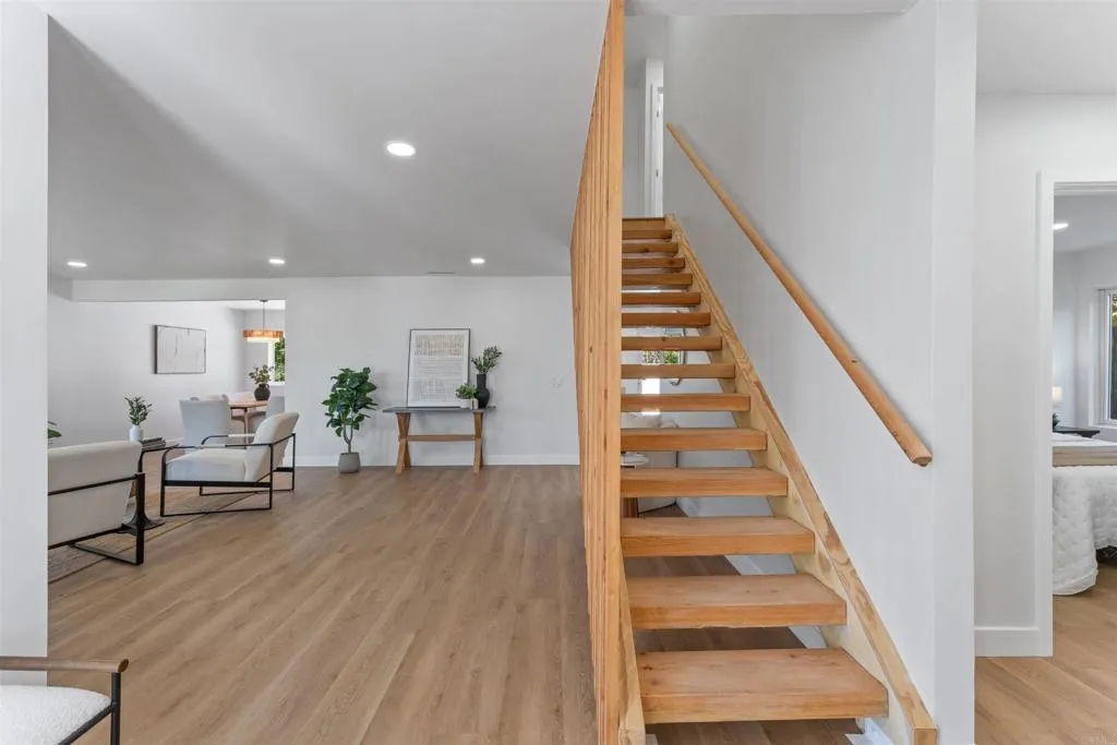 https://cdn.realtyfeed.com/cdn/127/306583255/6a7dd05538e35401747e30972f813bb1.webp