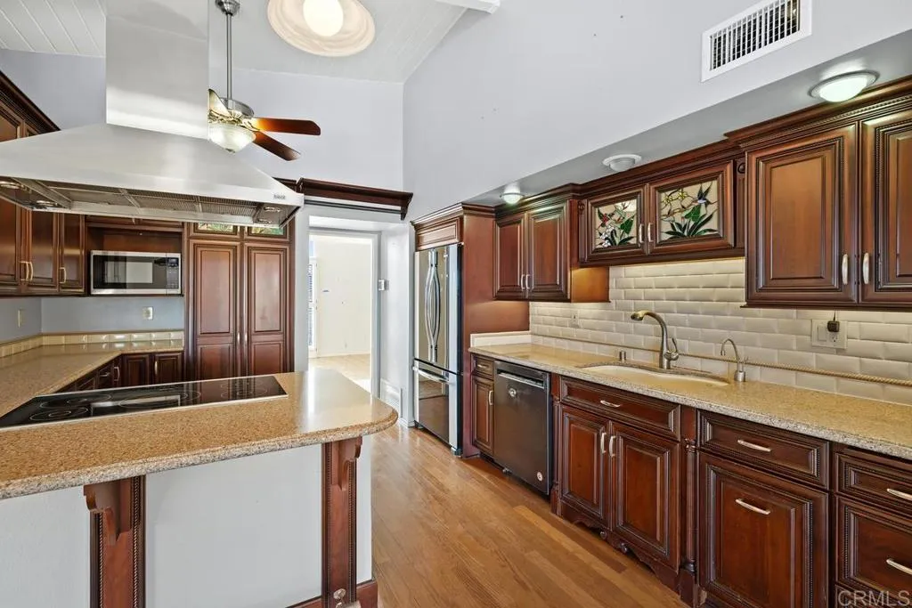 https://cdn.realtyfeed.com/cdn/127/306583259/9eae20b66ead76744fe01c5176ab5892.webp