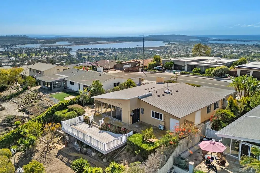 https://cdn.realtyfeed.com/cdn/127/306583259/d3c070ed52a94d4de0eb48425081e473.webp