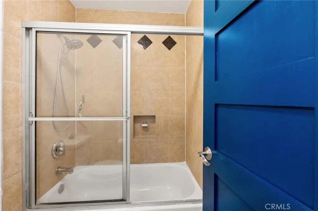 Photo #28: SW25255127 Listing: Photo #28