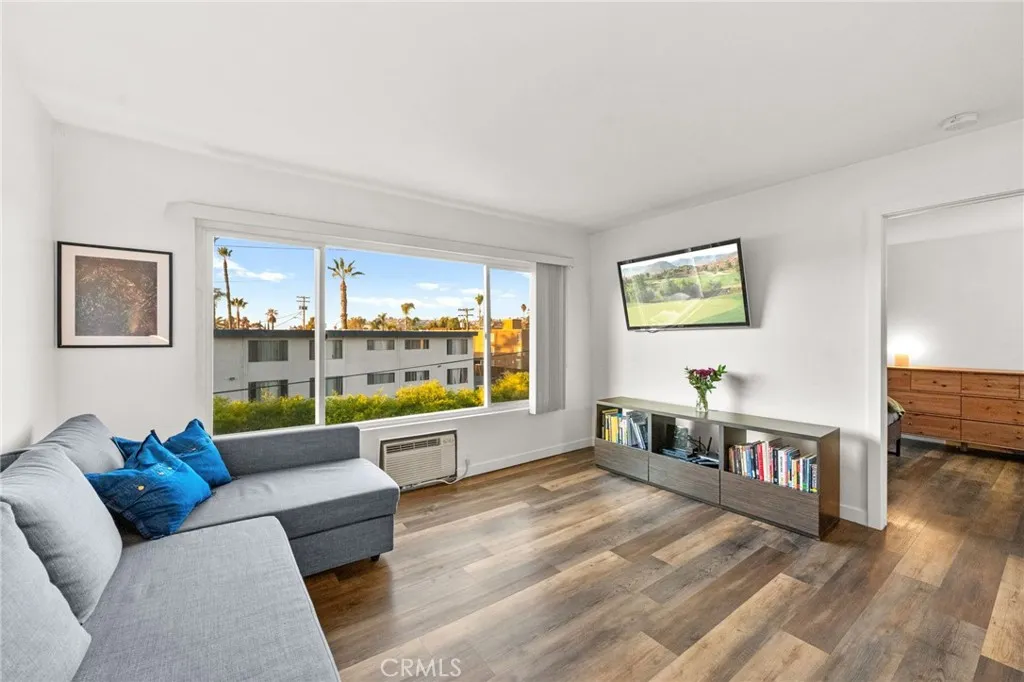 Photo #20: SW25255127 Listing: Photo #20