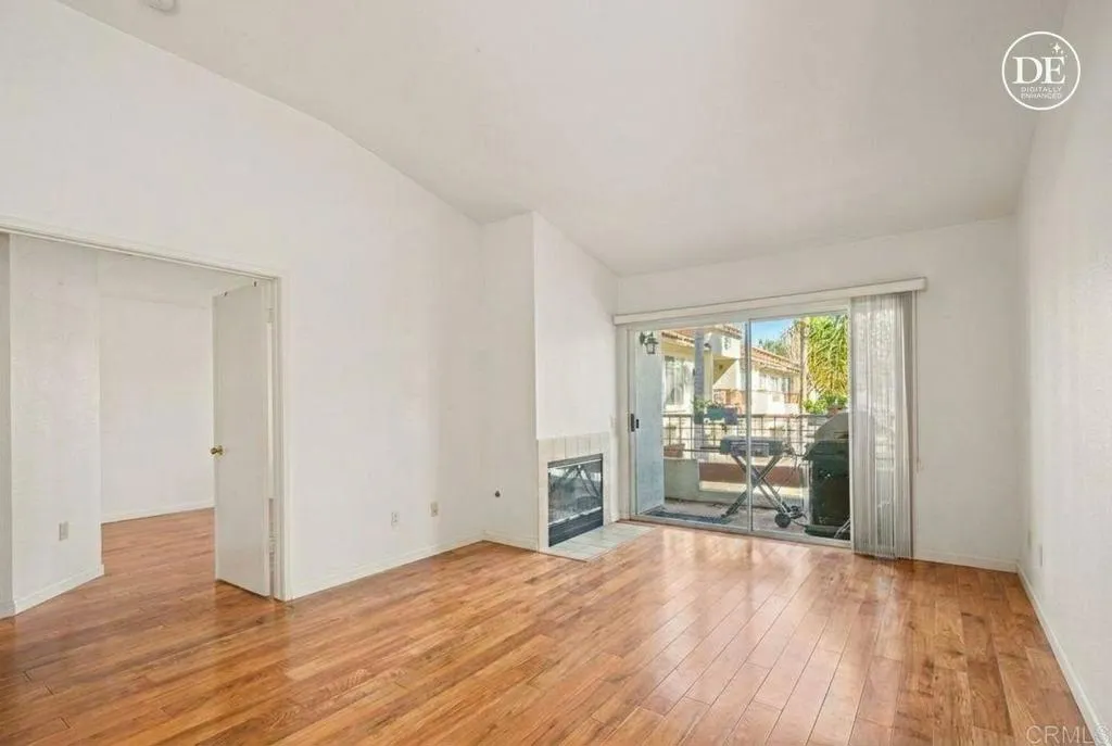 Photo #4: NDP2510649 Listing: Photo #4