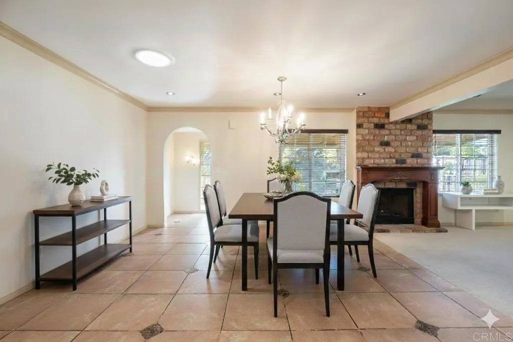 https://cdn.realtyfeed.com/cdn/127/306583414/1e04265debb1b770f669a3ddd6481785.webp