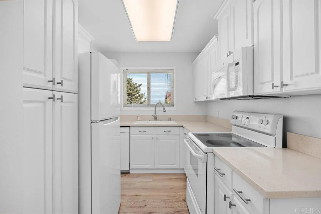 https://cdn.realtyfeed.com/cdn/127/306583419/18743b614dd389845b937d4c97a88b56.webp