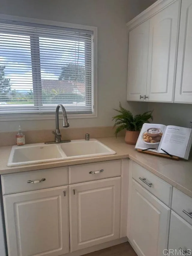 https://cdn.realtyfeed.com/cdn/127/306583419/6c979f9cb1f685d73290bd435d1dd342.webp
