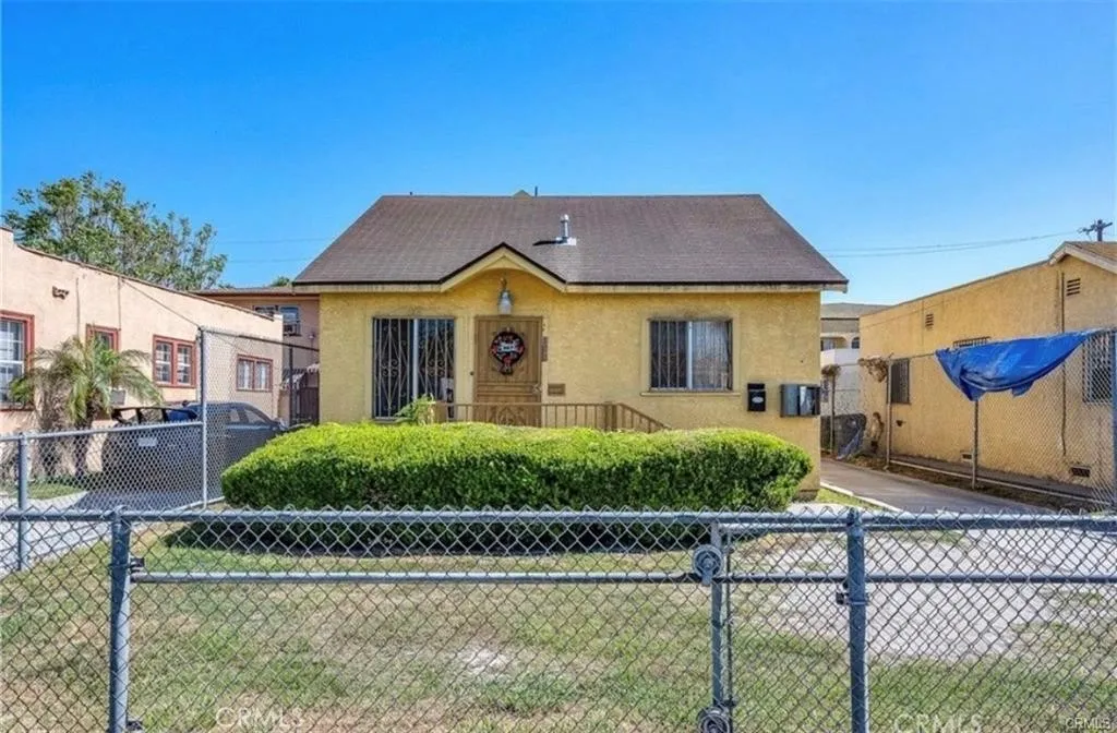 Los Angeles, CA 90002