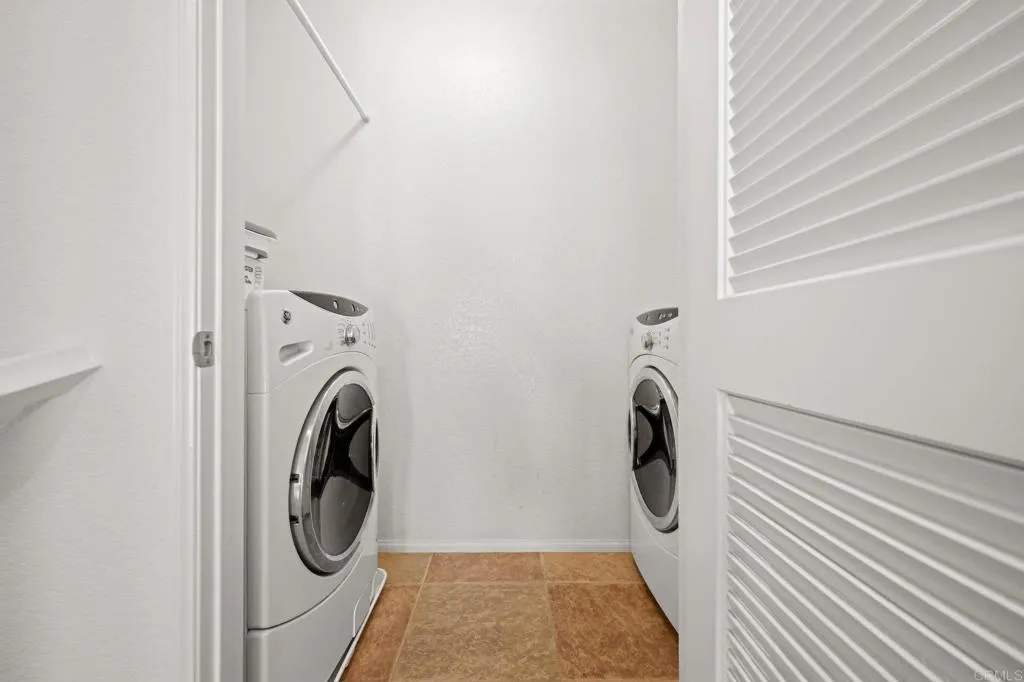 https://cdn.realtyfeed.com/cdn/127/306583647/ca7b78579640ee1952dbe303f8366c6a.webp