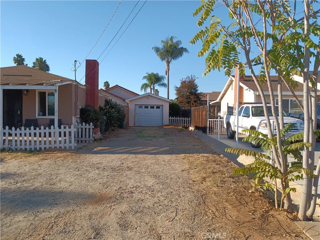 https://cdn.realtyfeed.com/cdn/127/306583648/e324aa04a095c774f9a61c304e833e3f.webp