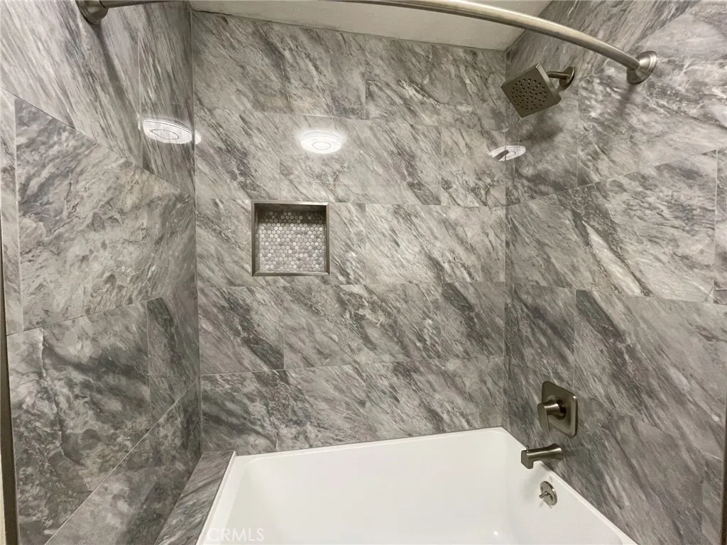 5700 Etiwanda Avenue UNIT 240, Los Angeles, CA, 91356