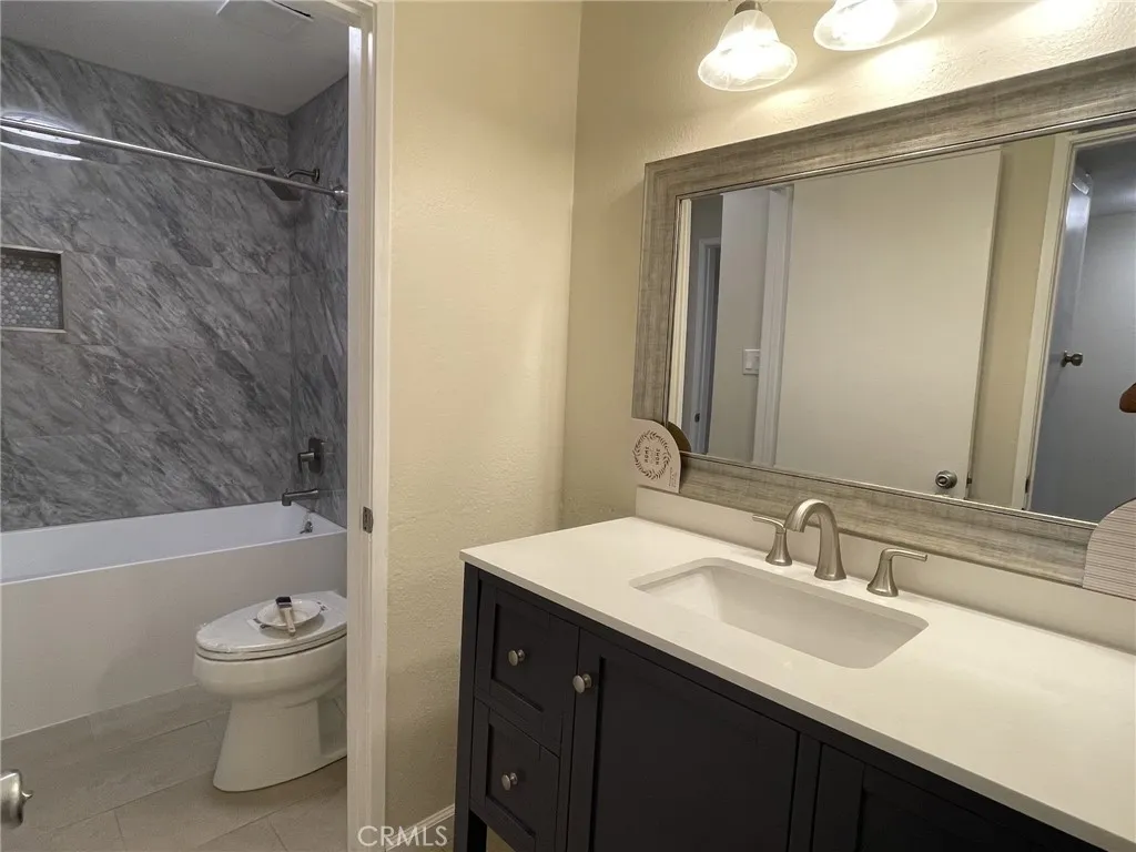 5700 Etiwanda Avenue UNIT 240, Los Angeles, CA, 91356