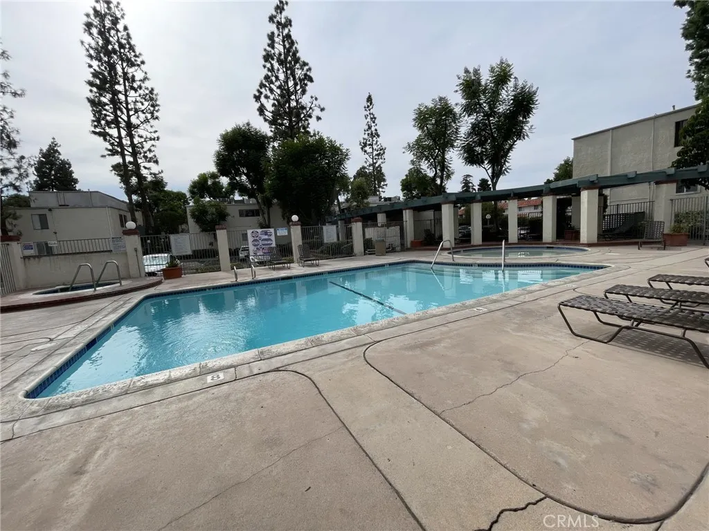 5700 Etiwanda Avenue UNIT 240, Los Angeles, CA, 91356