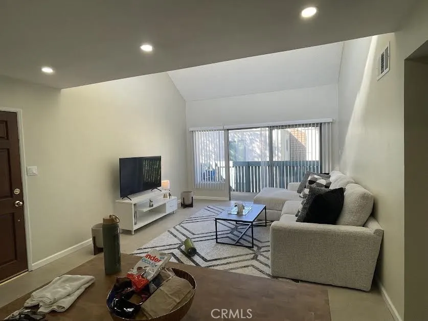 5700 Etiwanda Avenue UNIT 240, Los Angeles, CA, 91356
