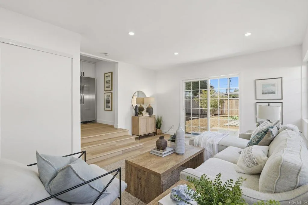 https://cdn.realtyfeed.com/cdn/127/306583822/5b8de98a3881191f9c767202fd1f64b1.webp