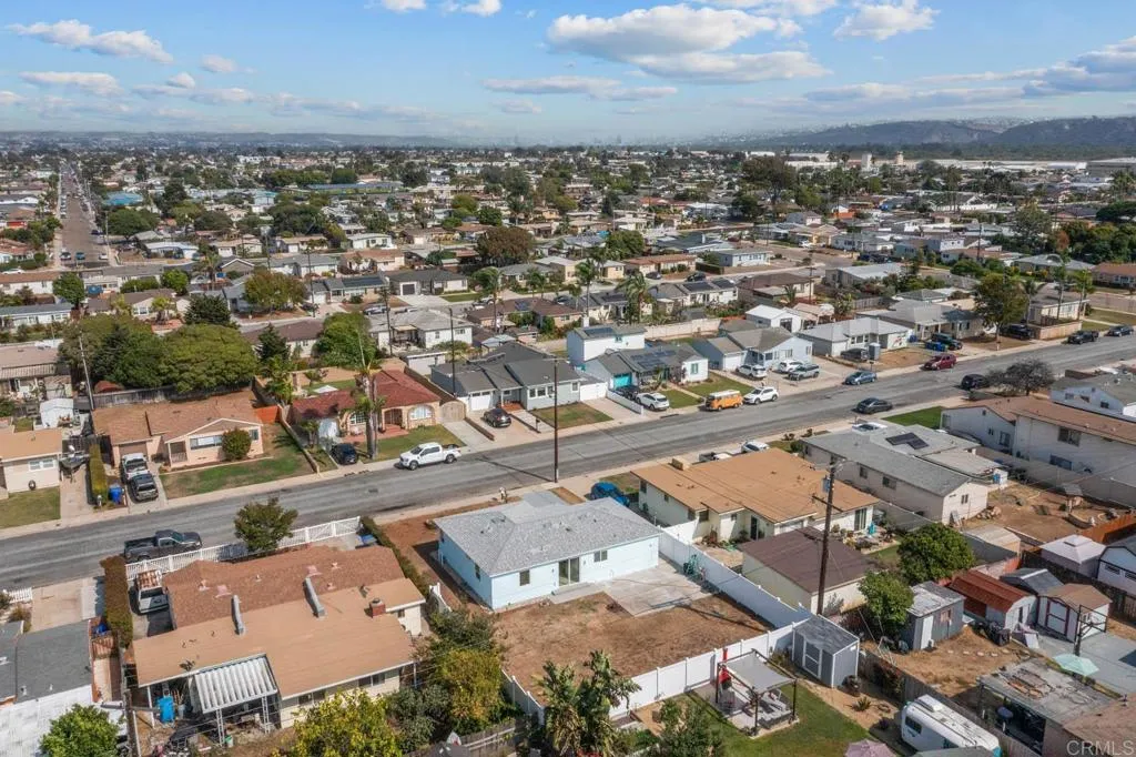 https://cdn.realtyfeed.com/cdn/127/306583858/408b0a5801a90fcc5dab78f61aeca114.webp