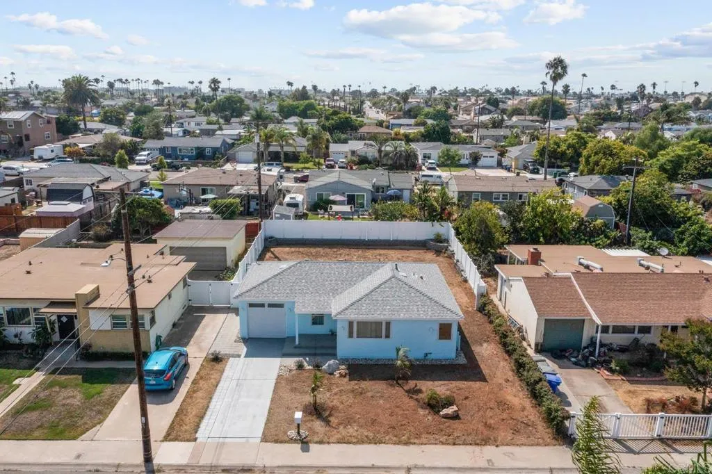 https://cdn.realtyfeed.com/cdn/127/306583858/62b2e644da543ca1a3022bde9666a667.webp
