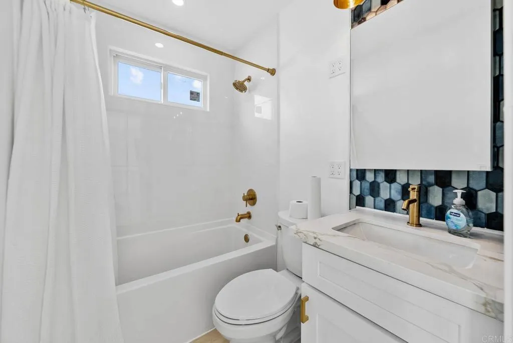 https://cdn.realtyfeed.com/cdn/127/306583858/a7bfab217ea3f72926f4331d565581e2.webp