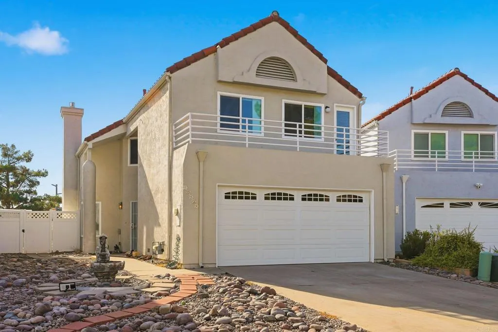 https://cdn.realtyfeed.com/cdn/127/306583922/641f48673b7480d5817243c5103813d2.webp