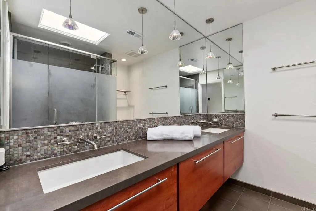 https://cdn.realtyfeed.com/cdn/127/306583962/8370d0d512a5ca0f7a77678abec5d38c.webp