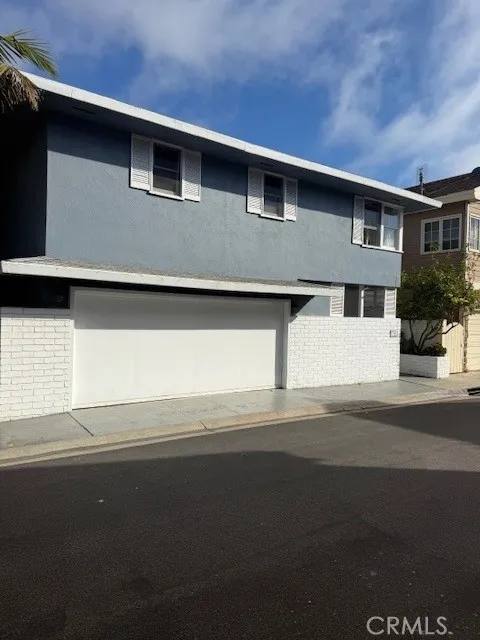 Newport Beach, CA 92660