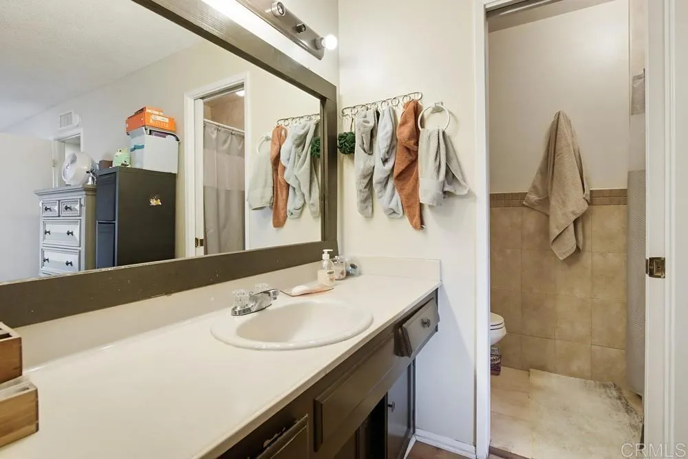 https://cdn.realtyfeed.com/cdn/127/306583996/742427ce5da12f611d8b456414f5851a.webp