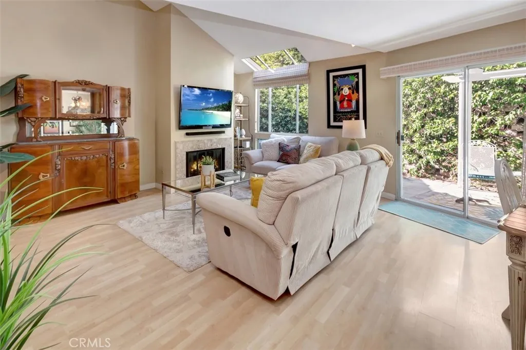 102 Santa Rosa Court, Laguna Beach, CA 92651 - Photo 3 of 22, Laguna Beach, CA
