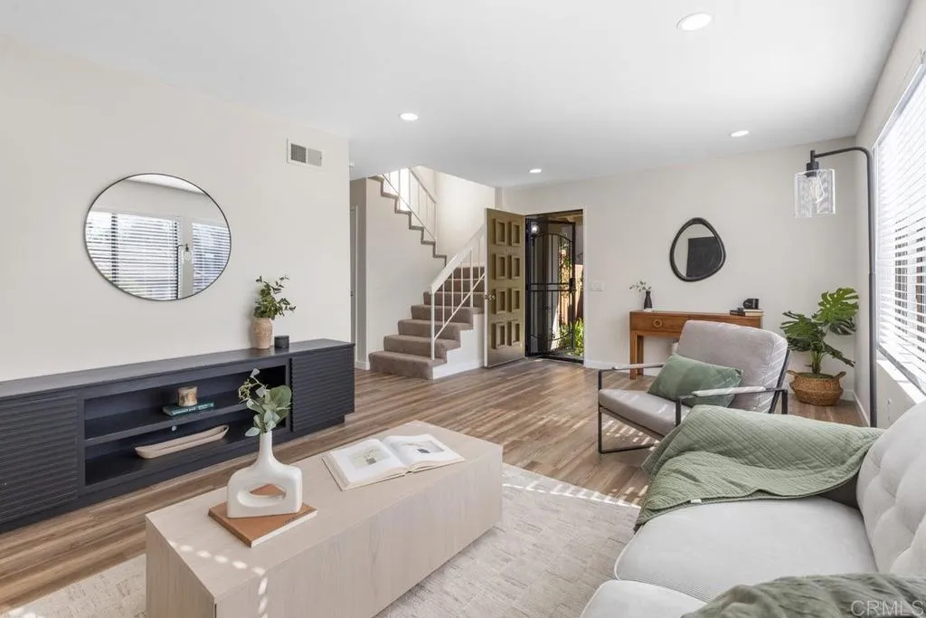 https://cdn.realtyfeed.com/cdn/127/306584008/893c7759c61072c4a34464aff042af61.webp