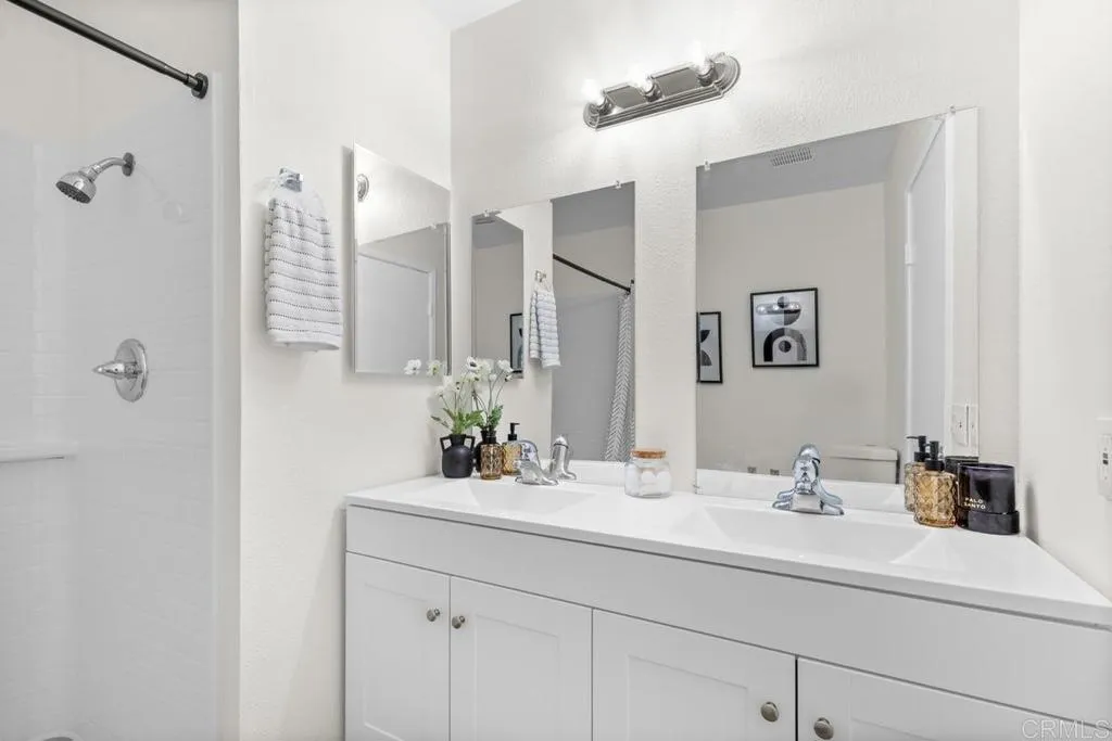 https://cdn.realtyfeed.com/cdn/127/306584008/8cd7624dac95ac1aa2b48f4879c603f9.webp