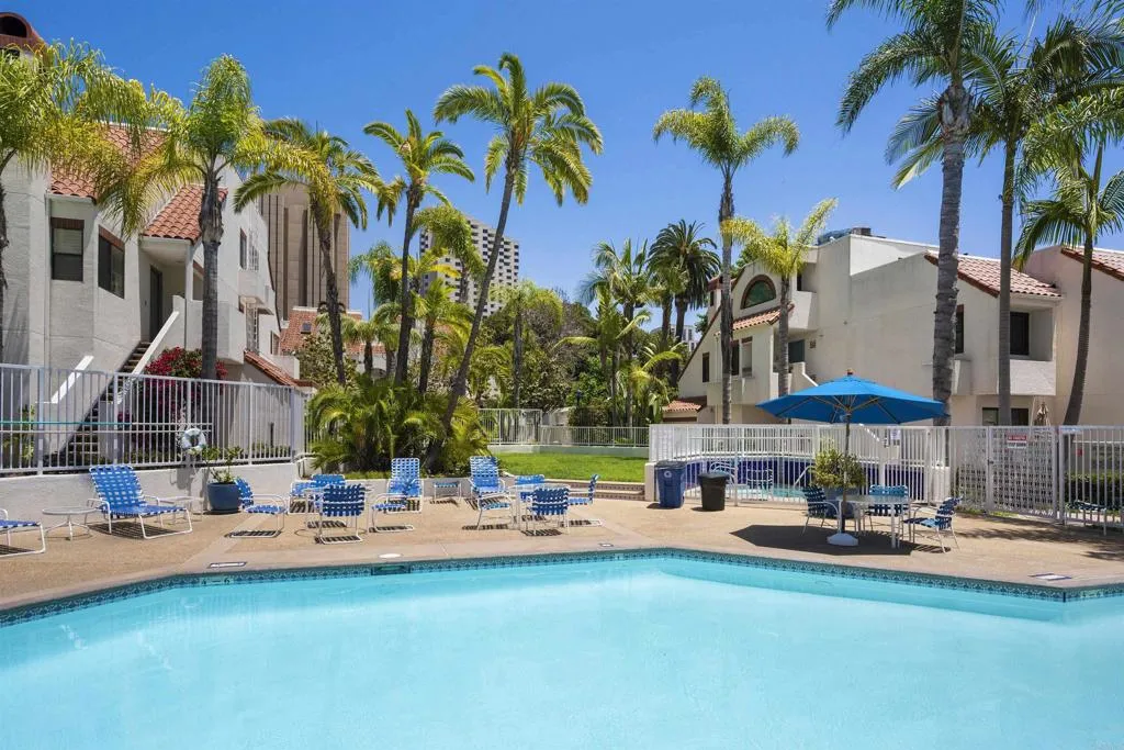 https://cdn.realtyfeed.com/cdn/127/306584134/229688f931e41d47eacda8f3e671c9a0.webp