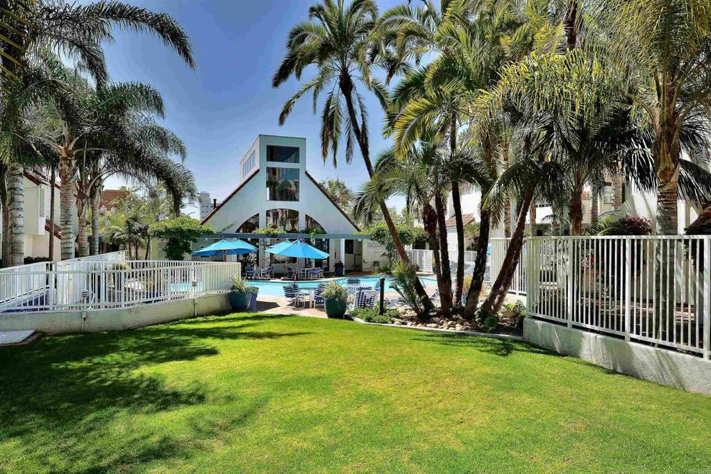https://cdn.realtyfeed.com/cdn/127/306584134/7647838fe3fc947c3a9559ef0154f027.webp
