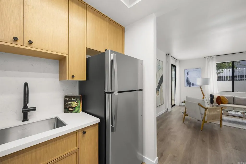https://cdn.realtyfeed.com/cdn/127/306584134/8e350a1dd85f1ebc9b19a46259ba2c74.webp