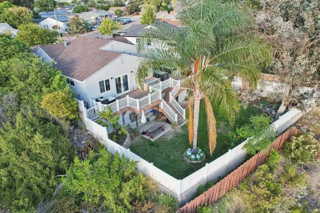 https://cdn.realtyfeed.com/cdn/127/306584249/d572fbfbde84f674e556f410e78776f2.webp