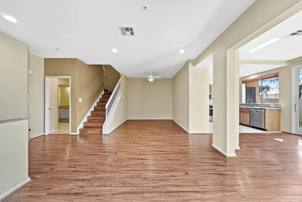 https://cdn.realtyfeed.com/cdn/127/306584268/1243f5c03ac7e9f5e063a155edf504c2.webp
