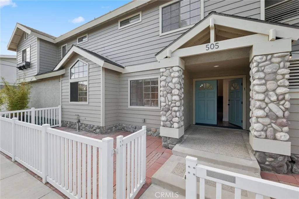 Newport Beach, CA 92663