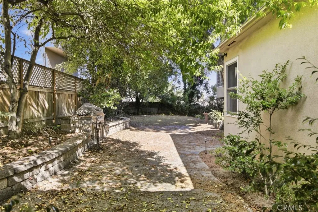 https://cdn.realtyfeed.com/cdn/127/306584384/0c0a2af09ce1c9ba1996b1771bfc1bc4.webp