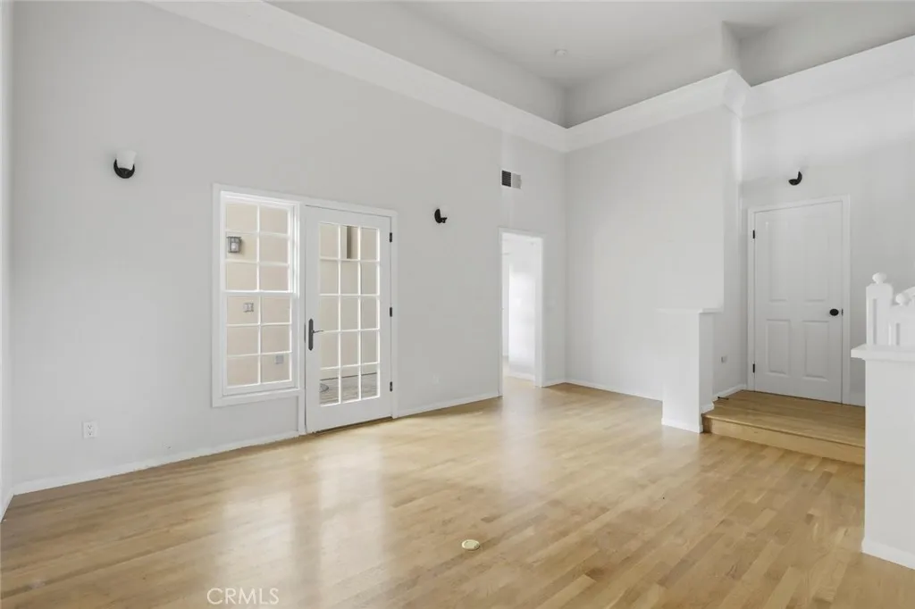 https://cdn.realtyfeed.com/cdn/127/306584384/0f7fe954772ac7182f1ec4320bcccae8.webp