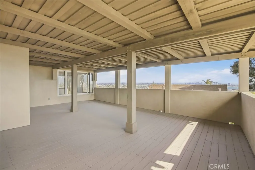 https://cdn.realtyfeed.com/cdn/127/306584384/1873b9b68a06eedb954394038c7c5abc.webp