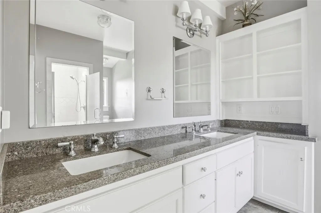 https://cdn.realtyfeed.com/cdn/127/306584384/893bd634b43256e07f29a1938c38c2c7.webp