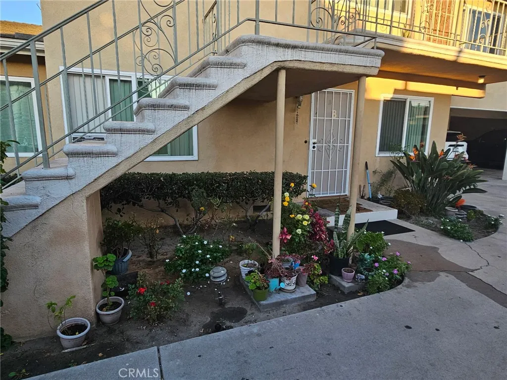 4215 Hartle Avenue, Cudahy, CA 90201 - Photo 4 of 6, Cudahy, CA