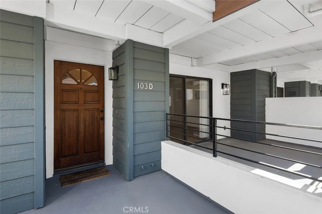 Costa Mesa, CA 92627