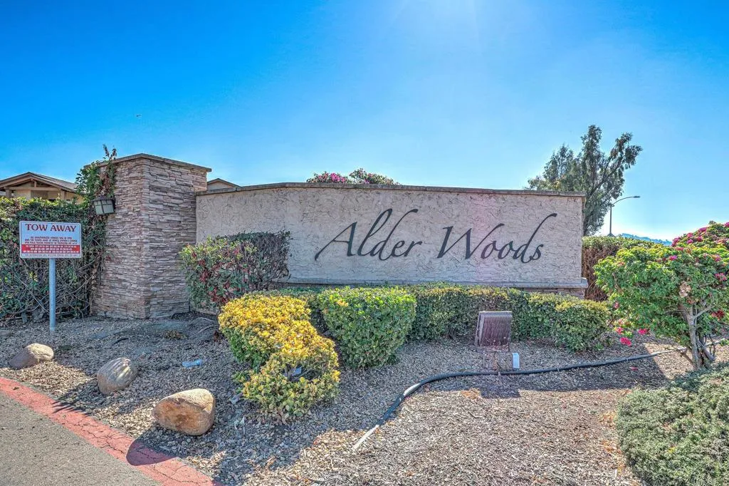 https://cdn.realtyfeed.com/cdn/127/306584498/5a056156d3a73b68e9d5e06f018007e0.webp