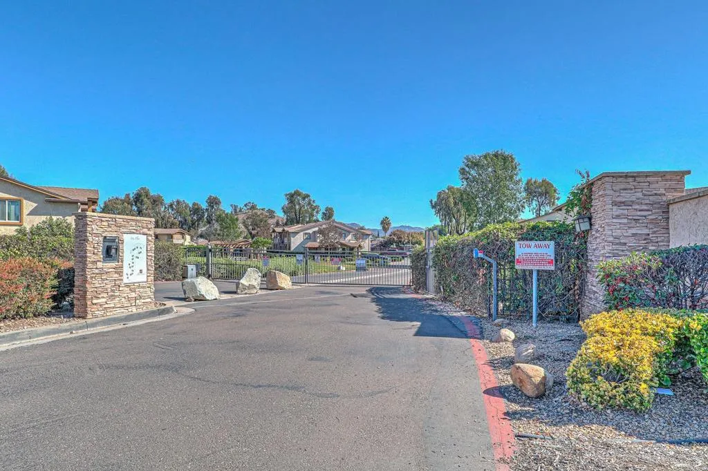 Photo #26: PTP2508442 Listing: Photo #26