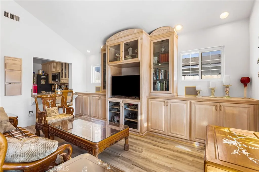 https://cdn.realtyfeed.com/cdn/127/306584650/159598102ace342109b9ad8f1e63fe26.webp