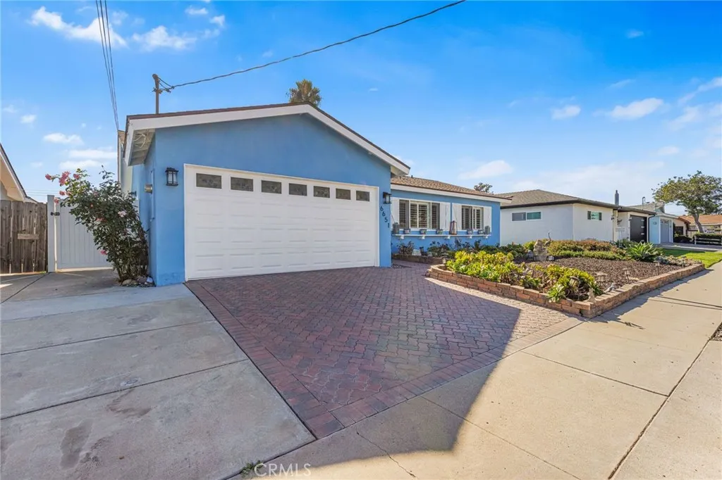https://cdn.realtyfeed.com/cdn/127/306584650/870d196411030abe38256684547d70a8.webp