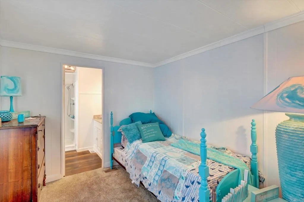 https://cdn.realtyfeed.com/cdn/127/306584679/6c4d570099aba9403991e2eace70c6c7.webp