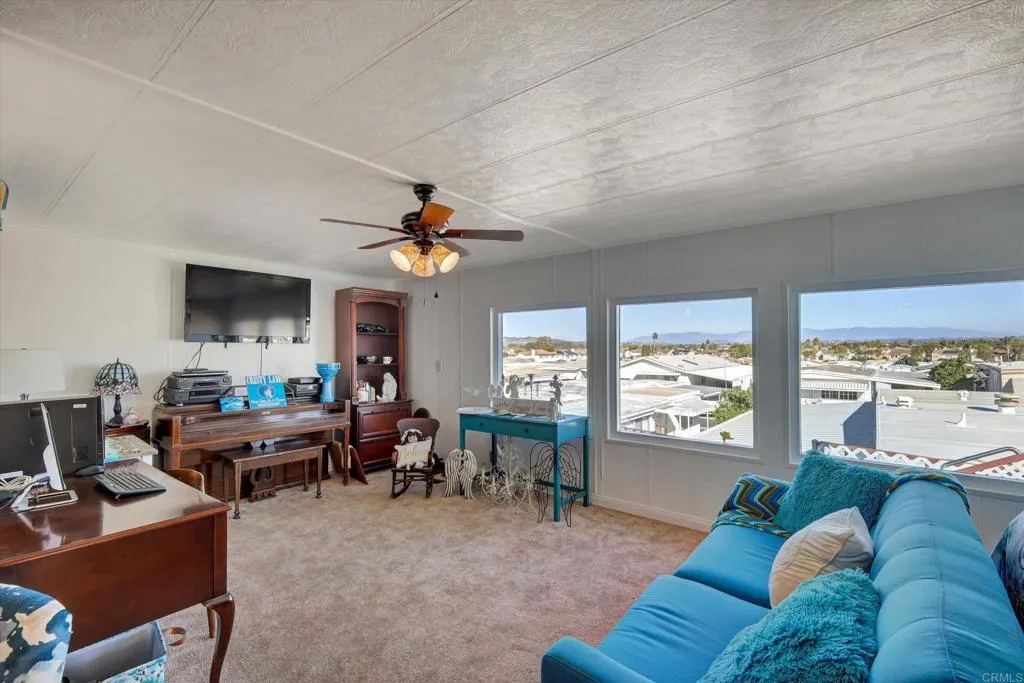 https://cdn.realtyfeed.com/cdn/127/306584679/74f516afe8ba6b6c990efec3d4d7025c.webp