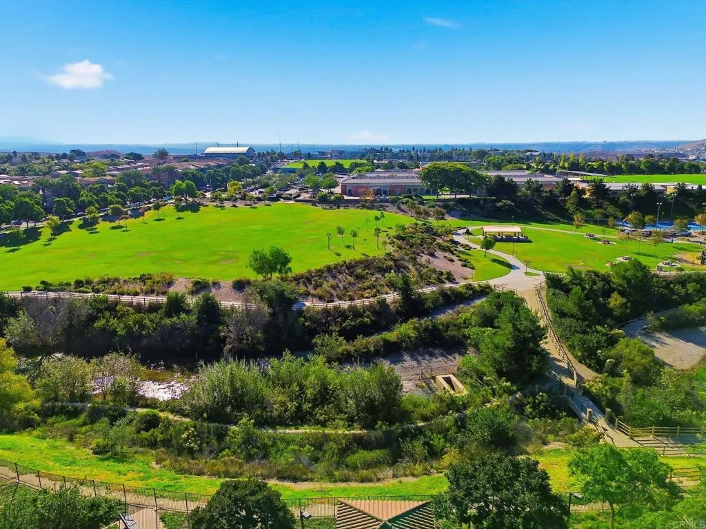https://cdn.realtyfeed.com/cdn/127/306584706/07ab0f6874fcb8c2da85319d7b521866.webp