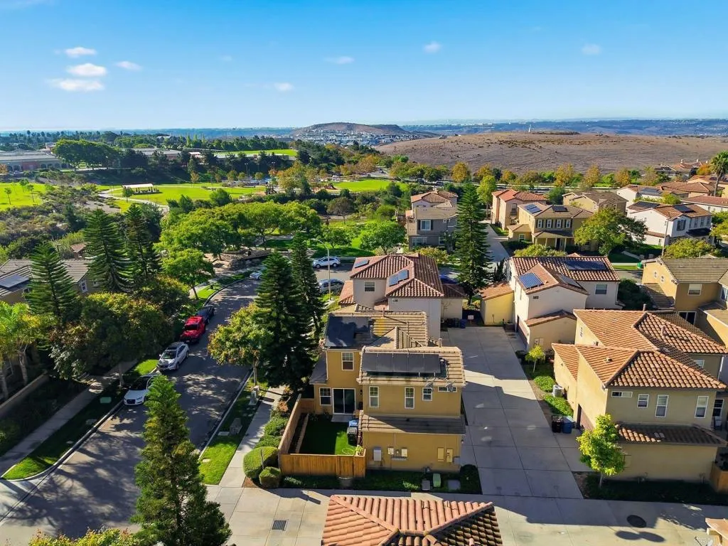 https://cdn.realtyfeed.com/cdn/127/306584706/fe50e591a70c625470f694c5296440dd.webp