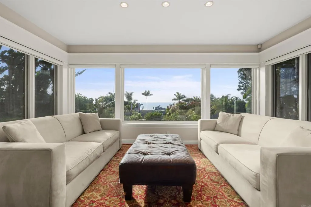 https://cdn.realtyfeed.com/cdn/127/306584858/0f6267f4b3da6ff93184ca8c5e40f62e.webp